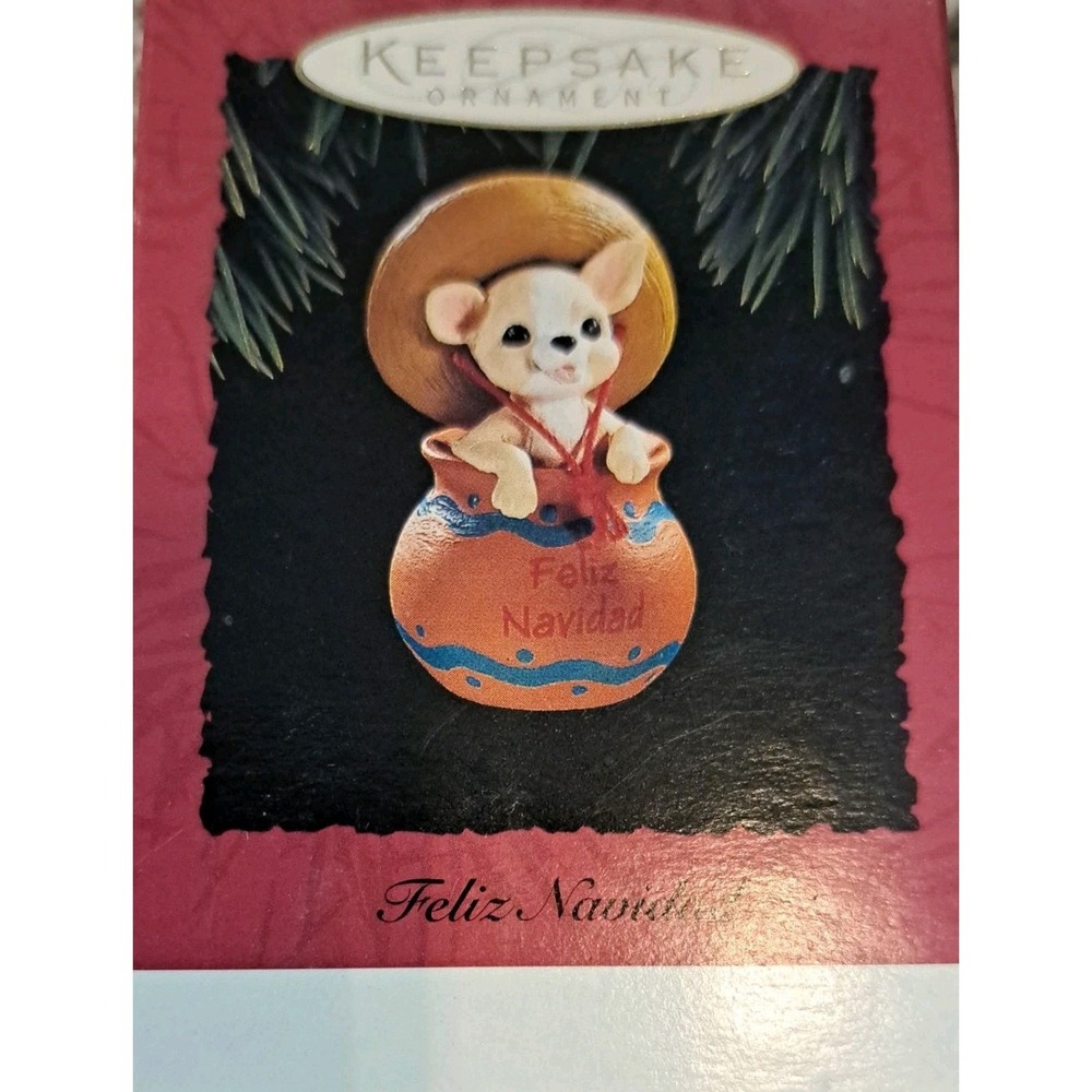 1994 Hallmark Keepsake Ornament - Feliz Navidad - Chihuahua - Picture 1 of 7